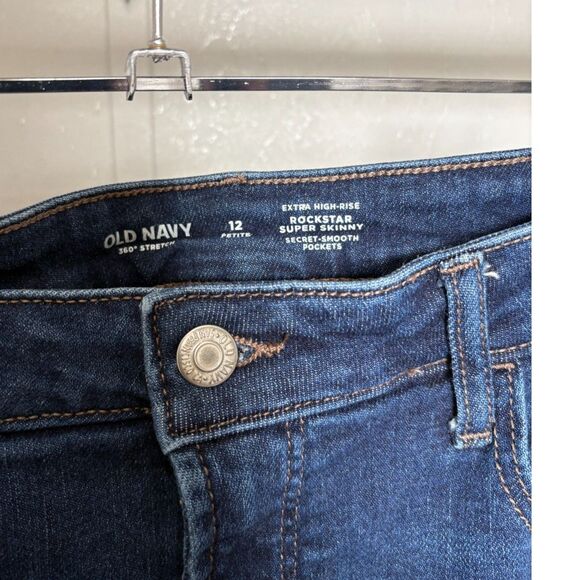 Old Navy extra high Rockstar Super Skinny 12 petite jeans - Picture 5 of 5